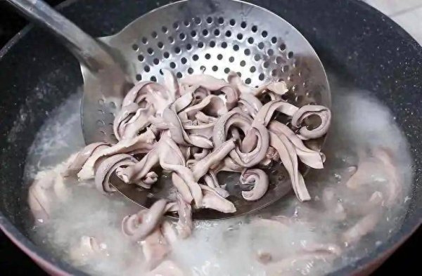 东程配资 研究发现常吃猪肚有3大好处，猪肚再成关注对象！